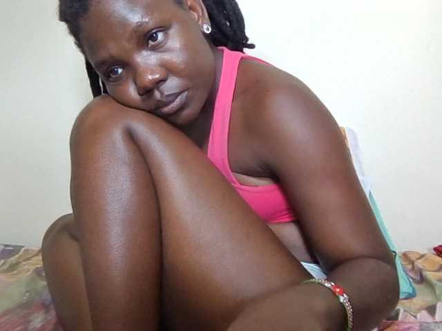 Ebonysweetcandy live cam on BongaCams