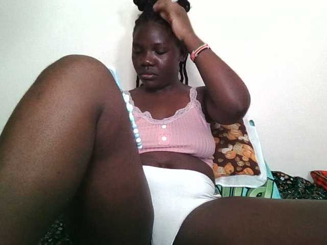 Ebonysweetcandy live cam on BongaCams