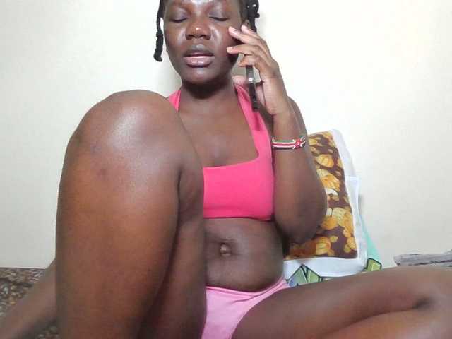 Ebonysweetcandy live cam on BongaCams