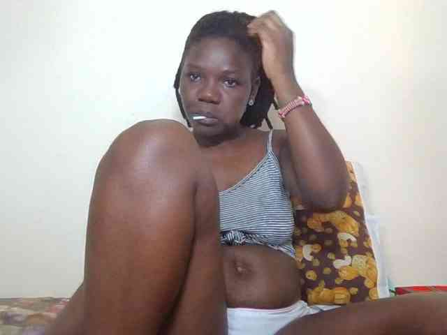 Ebonysweetcandy webcam