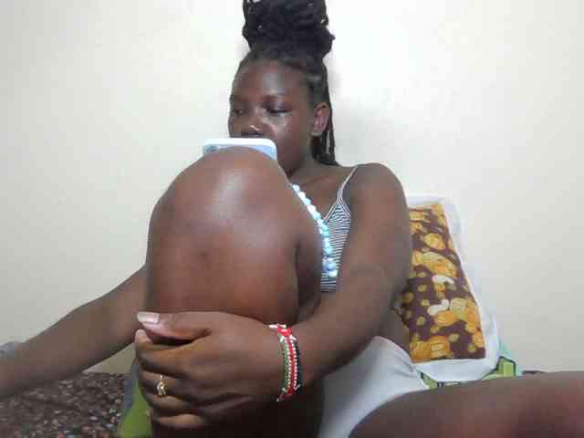 Ebonysweetcandy webcam