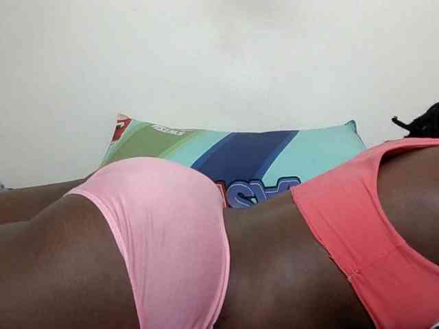 Ebonysweetcandy webcam