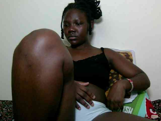 Ebonysweetcandy webcam