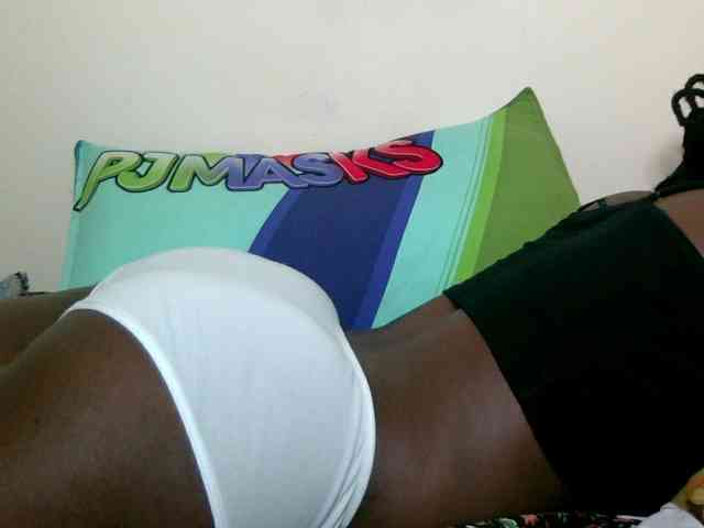 Ebonysweetcandy webcam