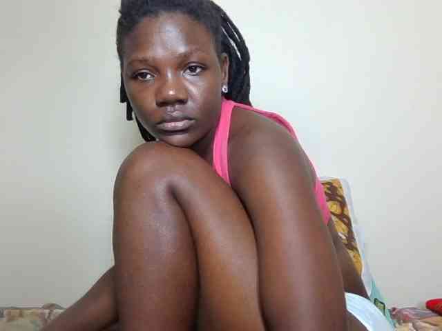 Ebonysweetcandy webcam