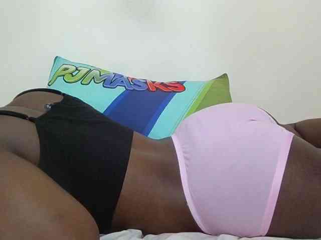 Ebonysweetcandy webcam