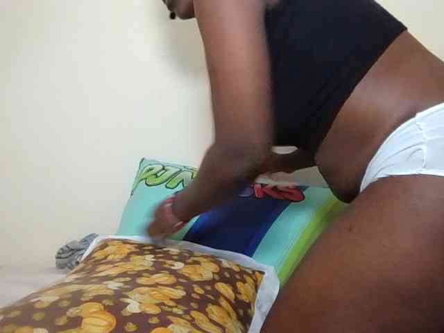 Ebonysweetcandy webcam