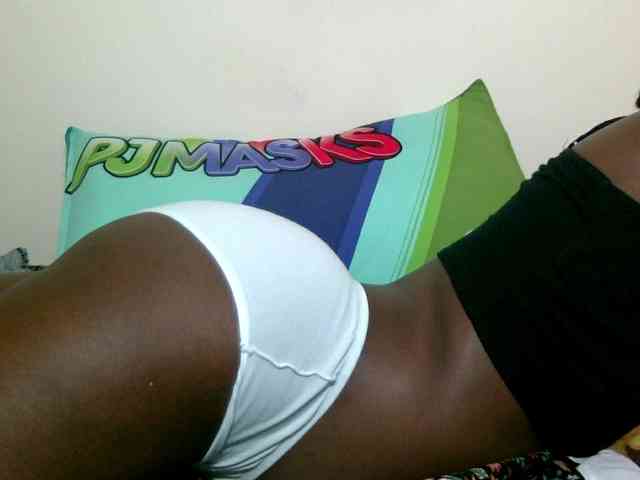 Ebonysweetcandy webcam