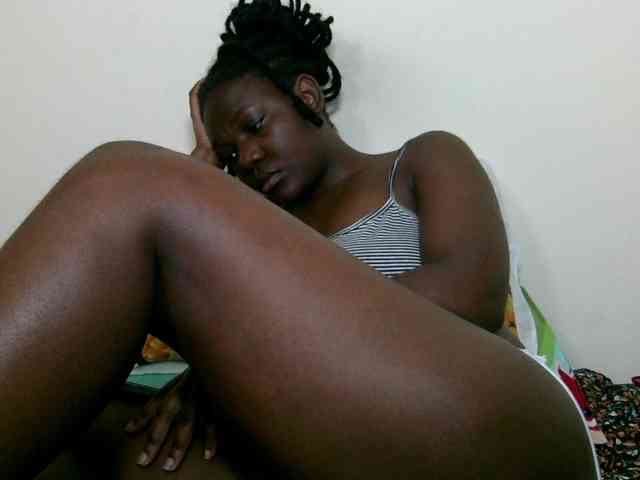 Ebonysweetcandy webcam