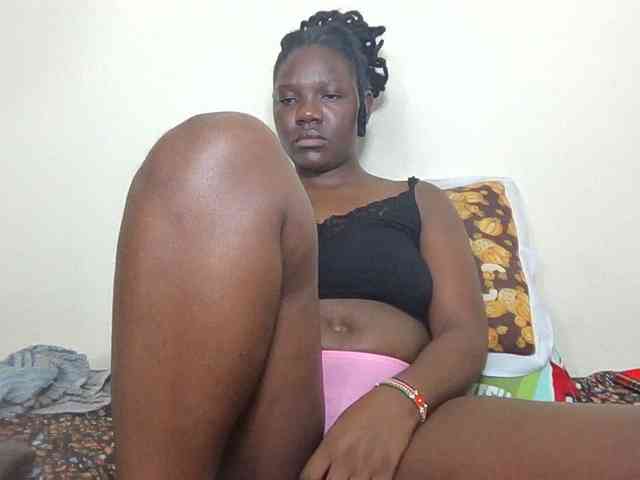 Ebonysweetcandy webcam
