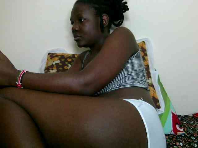 Ebonysweetcandy webcam