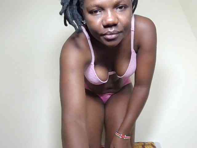 Ebonysweetcandy webcam