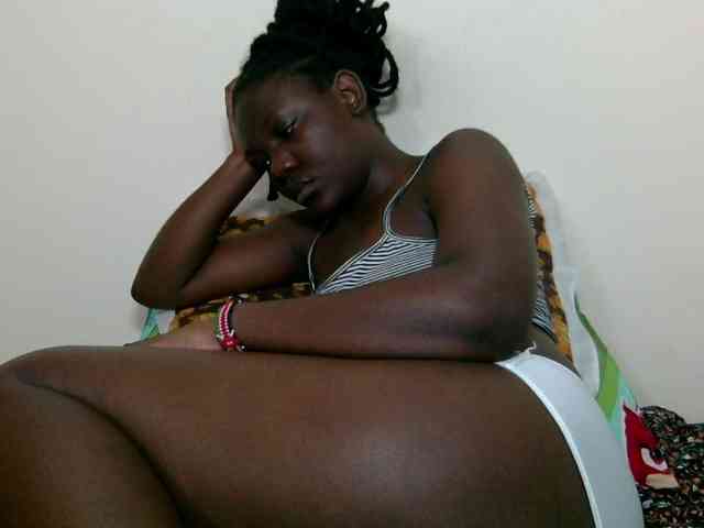 Ebonysweetcandy webcam
