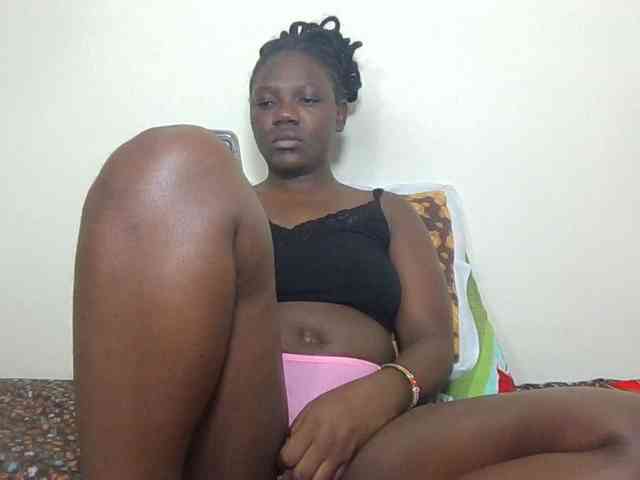 Ebonysweetcandy webcam