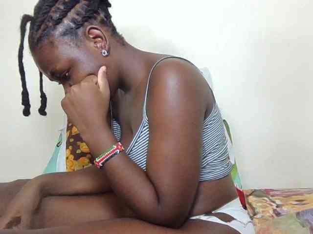 Ebonysweetcandy webcam