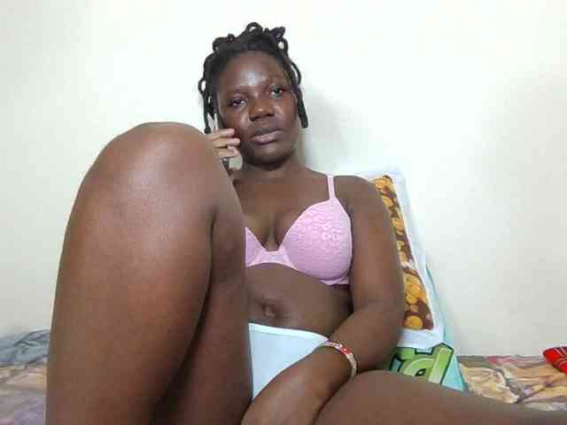 Ebonysweetcandy webcam