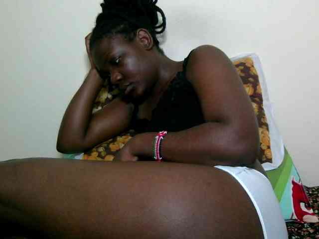Ebonysweetcandy webcam