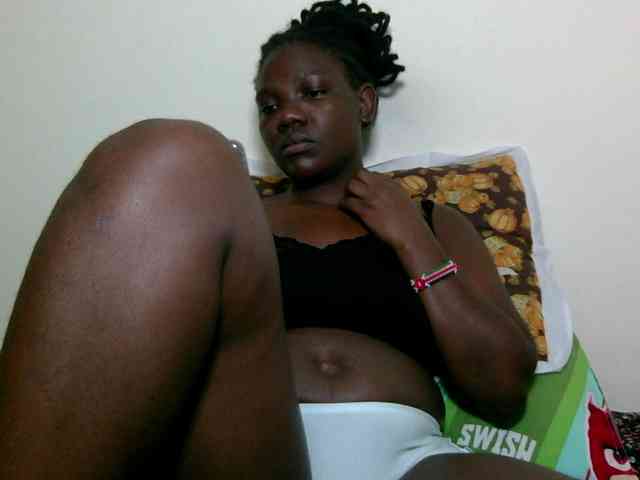 Ebonysweetcandy webcam
