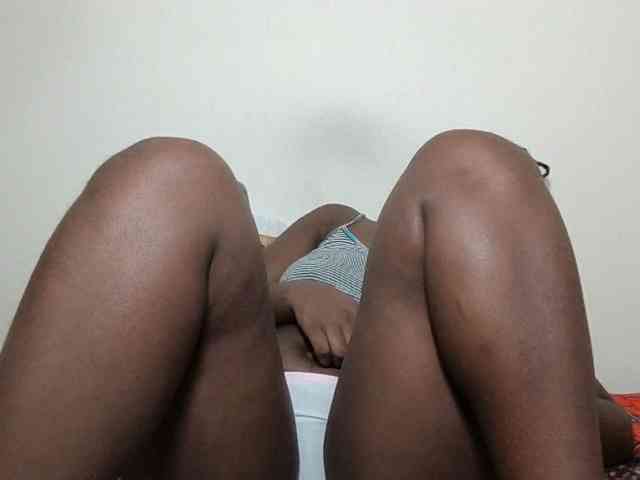 Ebonysweetcandy webcam