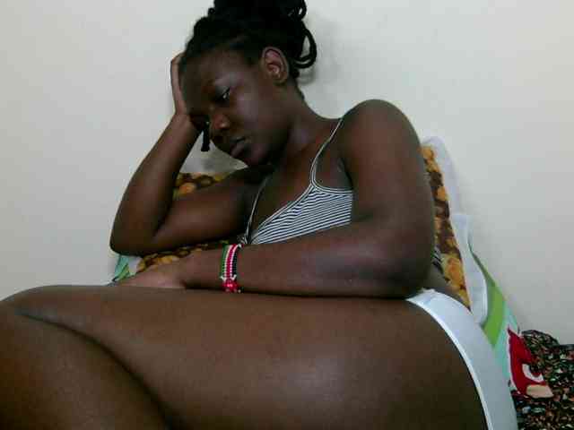 Ebonysweetcandy webcam