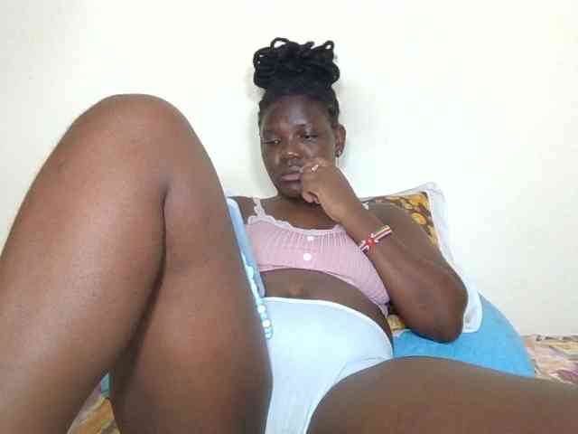 Ebonysweetcandy webcam