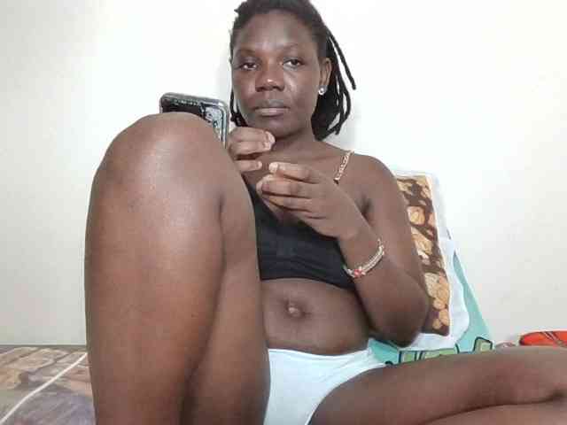 Ebonysweetcandy webcam