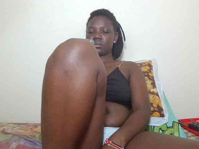 Ebonysweetcandy webcam