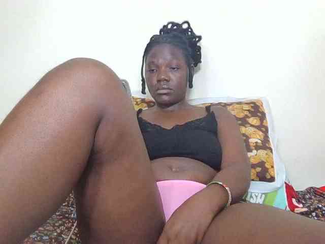 Ebonysweetcandy webcam