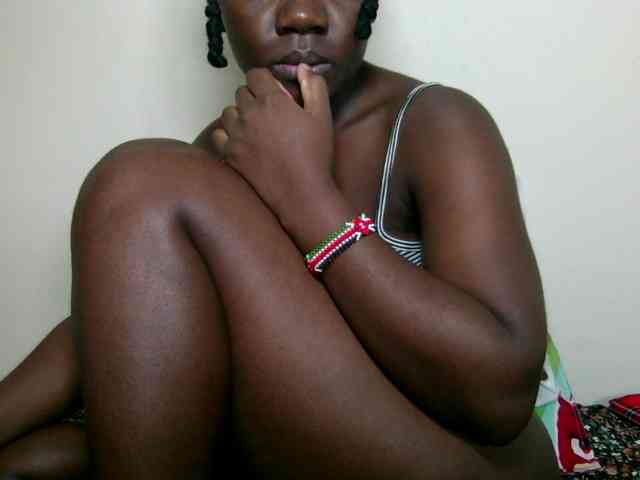 Ebonysweetcandy webcam