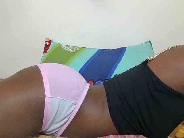 Ebonysweetcandy webcam