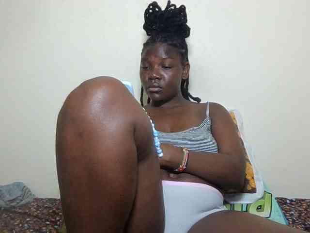 Ebonysweetcandy webcam