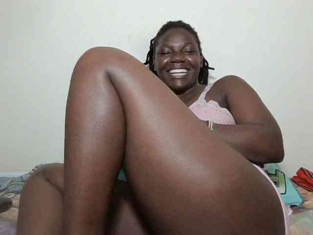 Ebonysweetcandy webcam