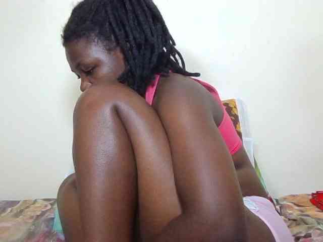 Ebonysweetcandy webcam