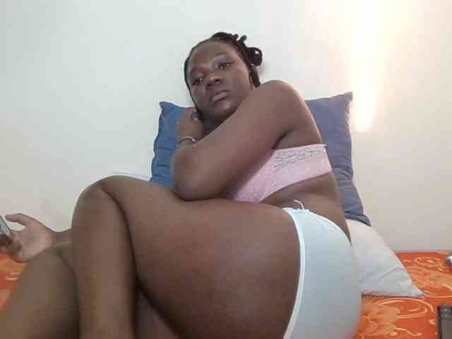 Ebonysweetcandy webcam