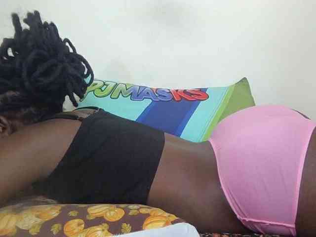 Ebonysweetcandy webcam