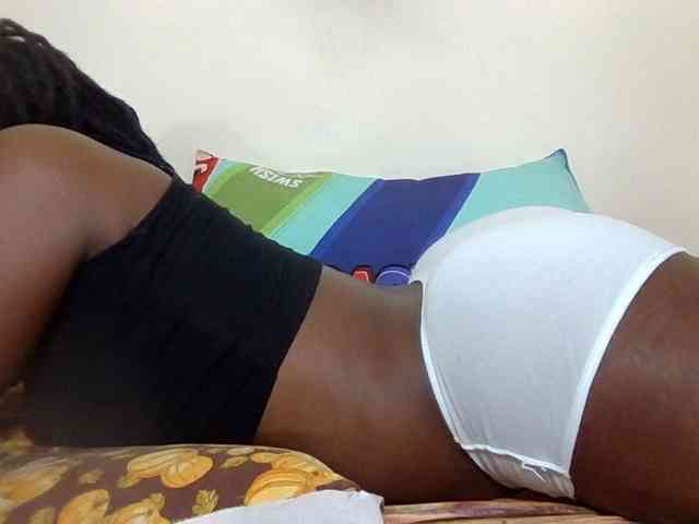 Ebonysweetcandy webcam