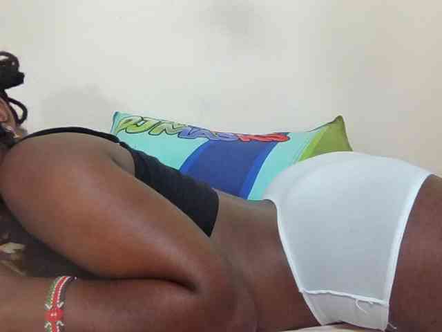 Ebonysweetcandy webcam