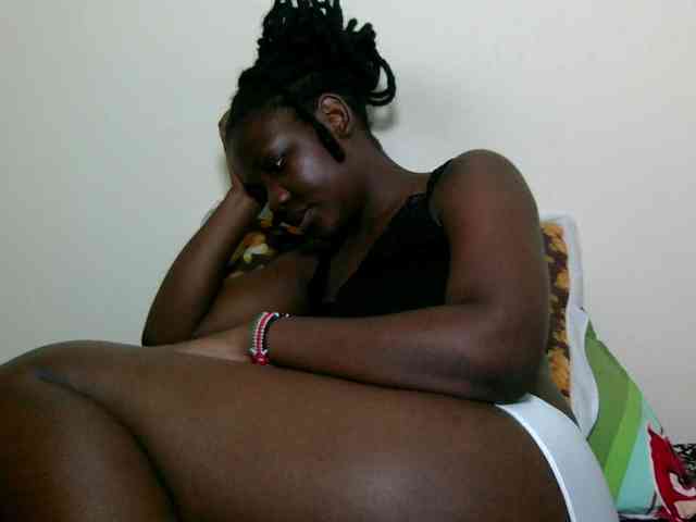 Ebonysweetcandy webcam