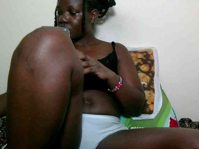 Ebonysweetcandy webcam
