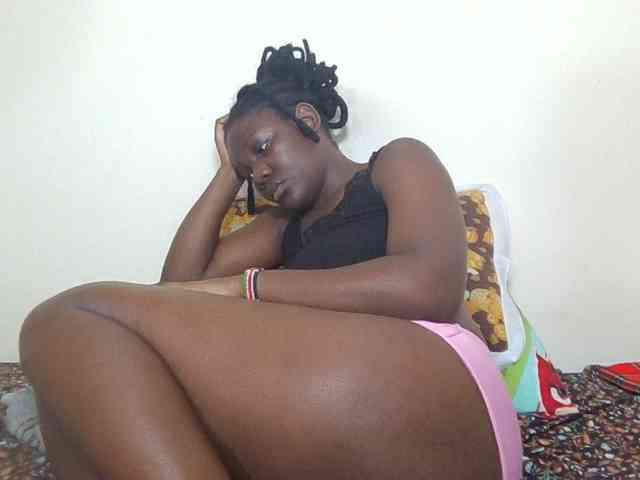 Ebonysweetcandy webcam