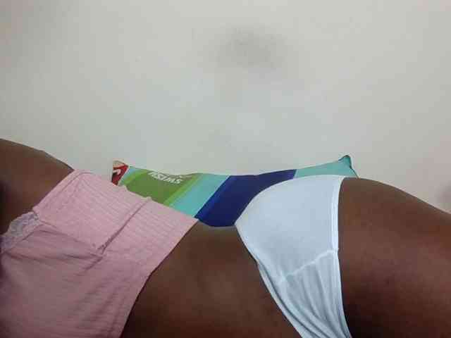 Ebonysweetcandy webcam