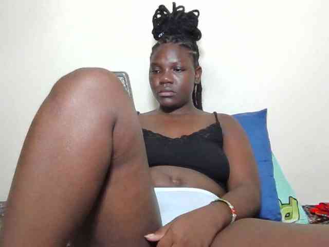 Ebonysweetcandy webcam