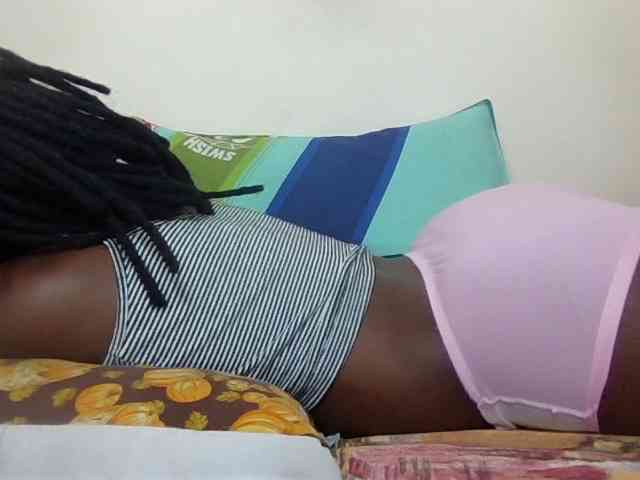 Ebonysweetcandy webcam