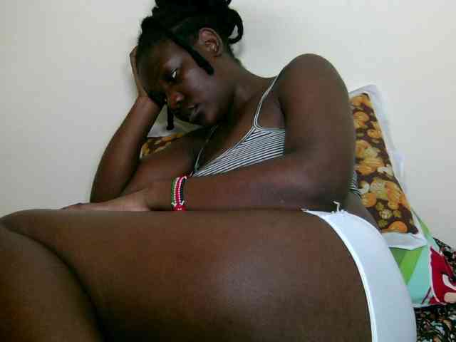 Ebonysweetcandy webcam