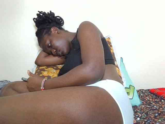 Ebonysweetcandy webcam