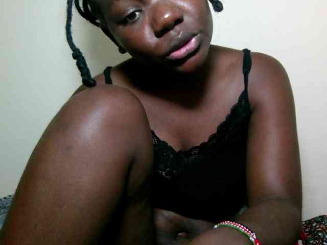 Ebonysweetcandy webcam