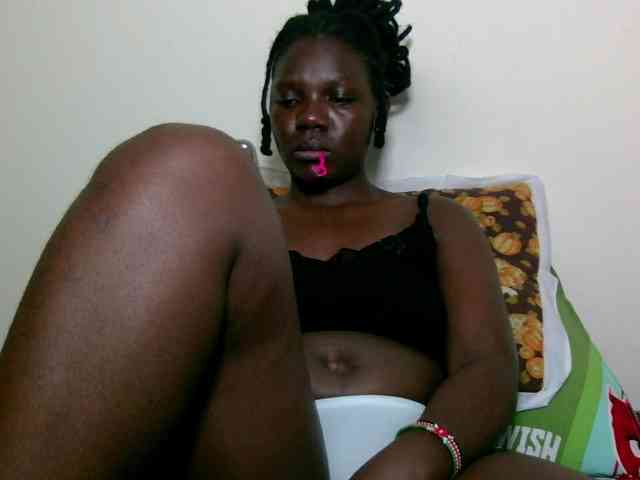 Ebonysweetcandy webcam