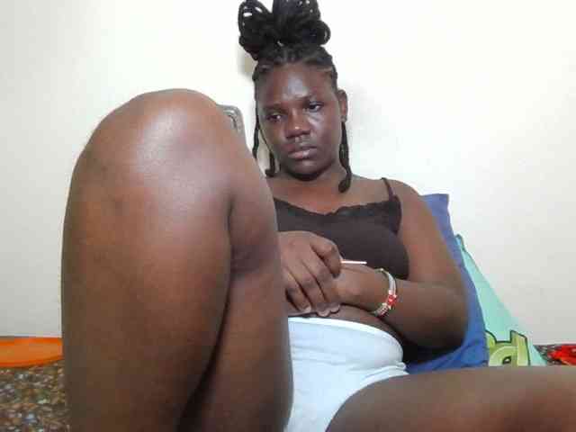 Ebonysweetcandy webcam