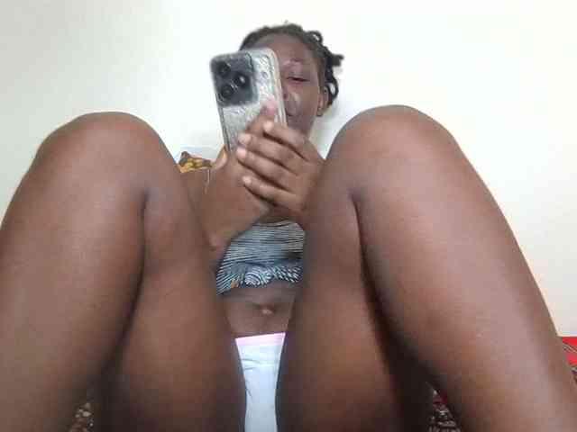Ebonysweetcandy webcam