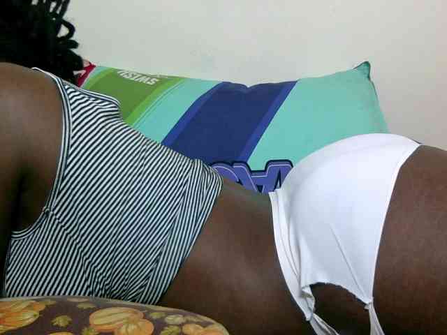Ebonysweetcandy webcam